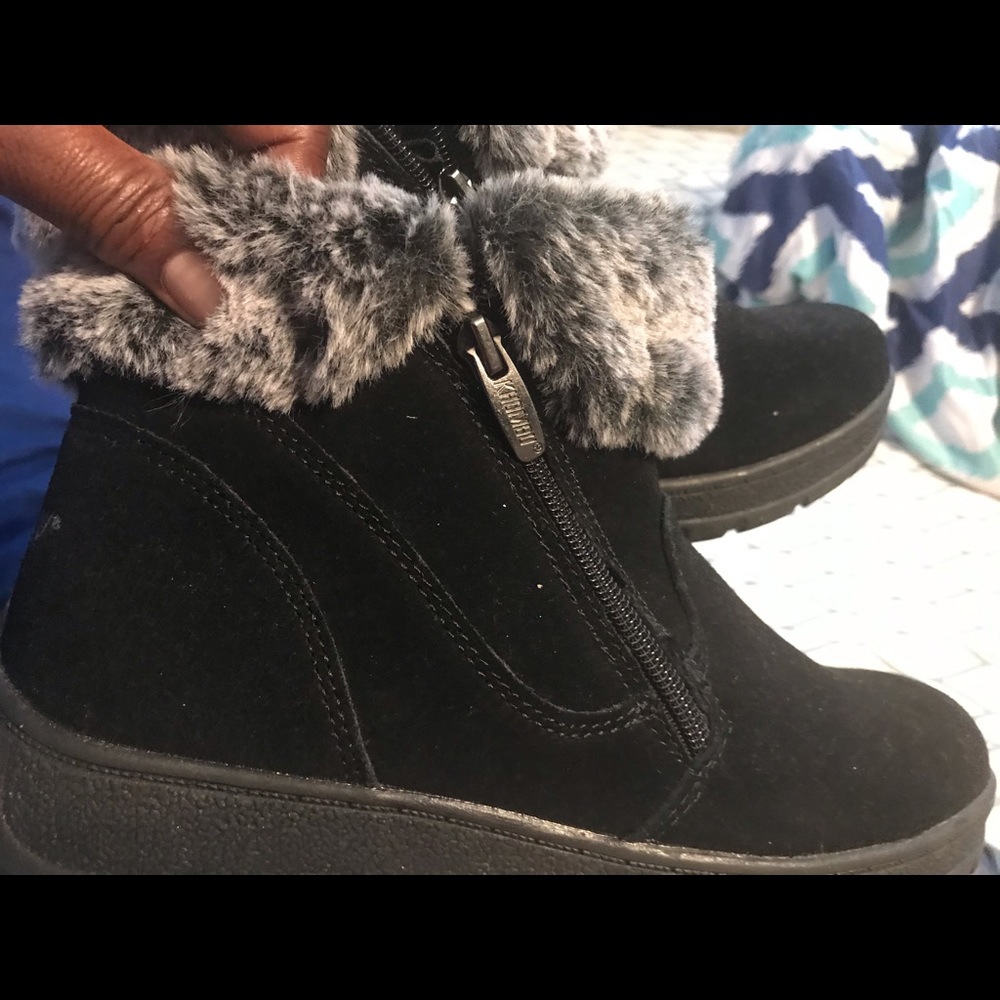 Boots - Picture 5 of 6